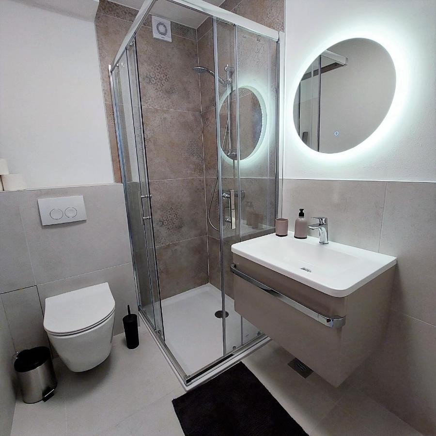 Sidro Apartment Porec Bagian luar foto